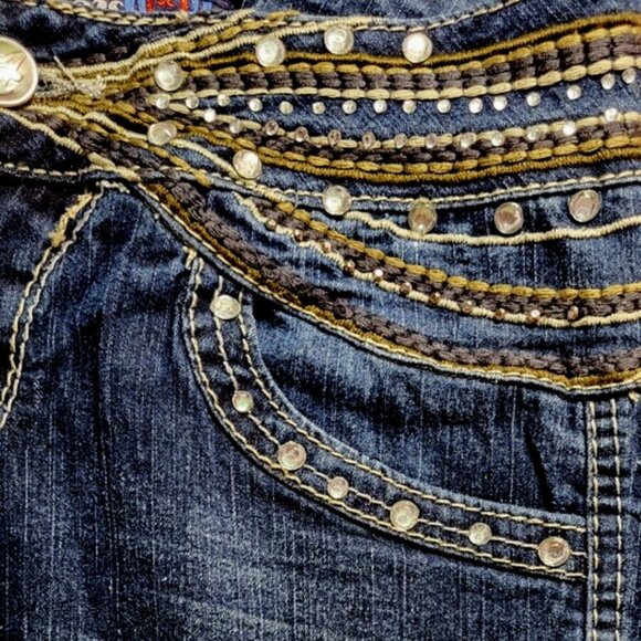 Angels Women's Jeans Size 5 Decorative Stitching Crystal Studs Low Rise - Picture 8 of 13